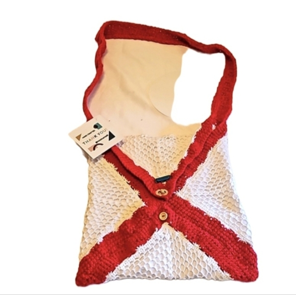 Handcrafted Crochet Crossbody Bag White and Red Upcycled - Picture 3 of 17